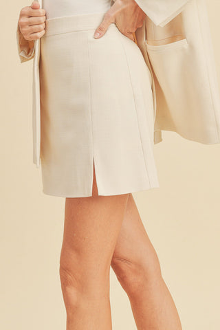 Feminine Edge Slit Skirt