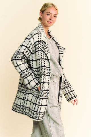 Winter-Ready Plaid Statement Coat