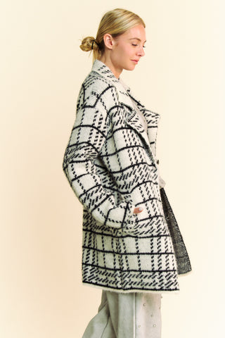 Winter-Ready Plaid Statement Coat